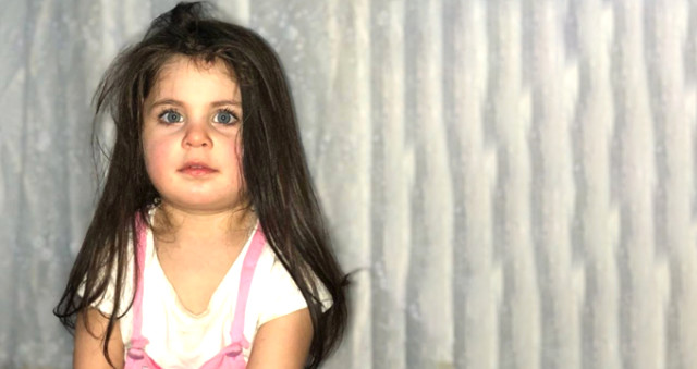 Kaybolduktan 18 Gün Sonra Ölü Bulunan Minik Leyla'nın Elbiseleri Tarlada Bulundu
