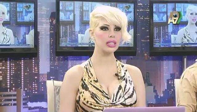 Adnan Oktar Kediciklerini Estetik Merkezine Göndererek <a class='keyword-sd' href='/brezilya/' title='Brezilya'>Brezilya</a> Poposu İstiyormuş