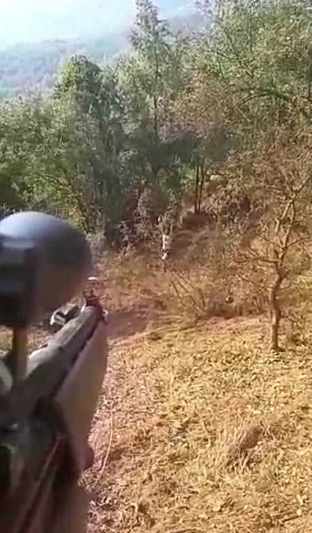 Bitlis'te, Teröristin Nefes Kesen Yakalanma Anı Kamerada!