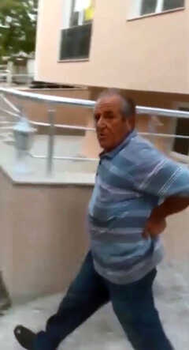 Genç Kadın, Videosunu Çeken Tacizci Yaşlı Adamı Kayda Alıp Sosyal Medyada Paylaştı