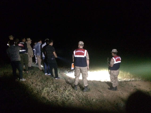 İnşaat İşçisi Yüzmek İçin Girdiği Gölette Boğularak Can Verdi Bayburt'ta, İnşaat İşçisi Yüzmek İçin Girdiği Gölette Boğularak Can Verdi
