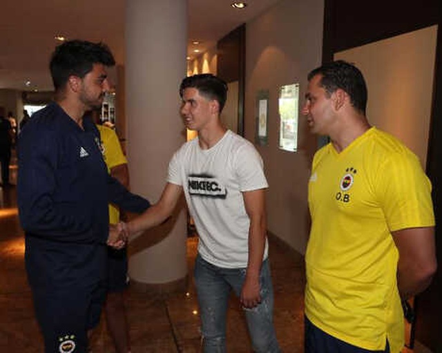 Fenerbahçe'nin Yeni Transferi Ferdi Kadıoğlu, Kampa Katıldı