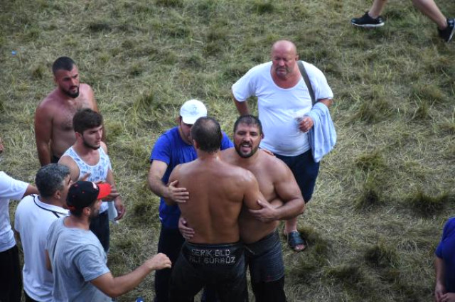 Olaylı Güreşin Ardından Efsane Güreşçi Recep Kara, Kırkpınar'ı Bıraktı