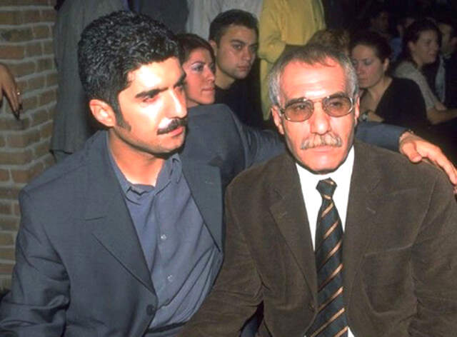 Özcan Deniz'in <a class='keyword-sd' href='/kanser-tedavisi/' title='Kanser Tedavisi'>Kanser Tedavisi</a> Gören Babası Hayatını Kaybetti