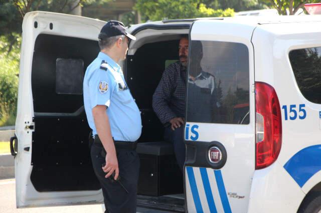 TIR'ın Altına Atlayan Vatandaş, 500 Metre Sürüklenip Hayatını Kaybetti!