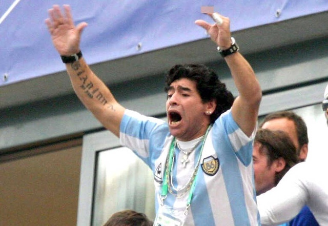 Arjantinli Futbol Efsanesi Maradona'dan İsrail Zulmü Altındaki Filistin'e Destek: Ben Filistinliyim