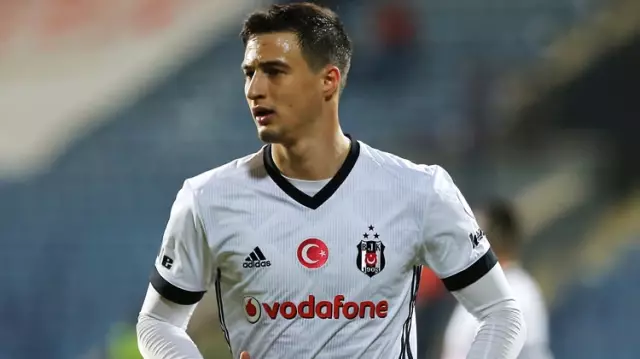 Beşiktaş, Gözden Çıkardığı Mitrovic'i 3,9 milyon Euroya Brugge'e Sattı