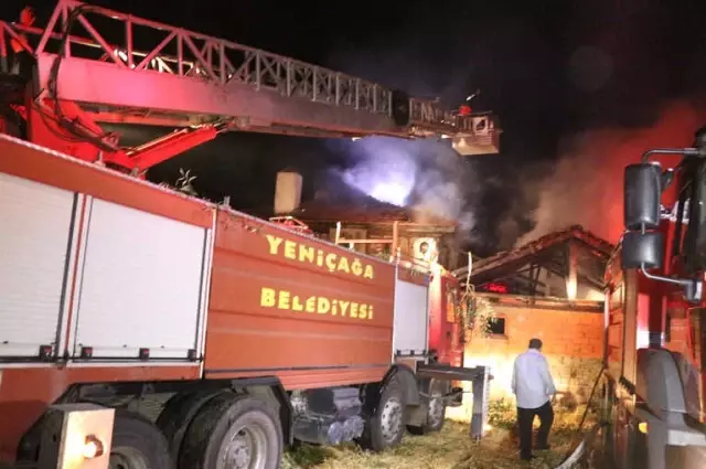 13 Gün Önce Eşi Ölen Yaşlı Vatandaşın Evini Alevler Yuttu