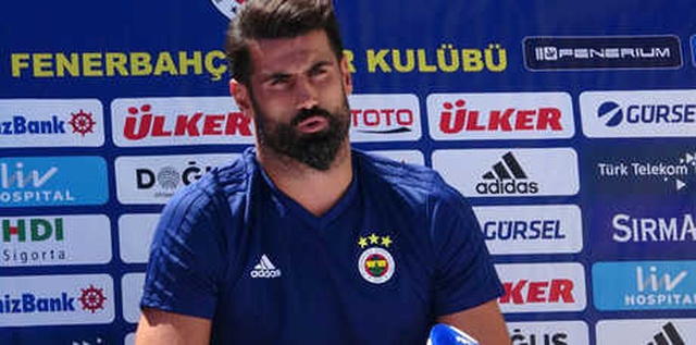 Fenerbahçe'den Ayrılması Beklenen Volkan Demirel, Cocu'nun Gözdesi Oldu