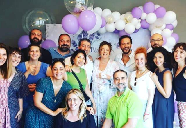 İkiz Bebeklerini Kucağına Alan Doğa Rutkay: Paldır Küldür Doğurdum