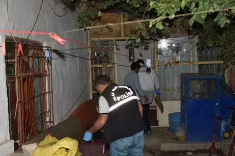 Suriyeli Genç, Kendisine Tokat Atan 8 Aylık Hamile Yengesini Bıçaklayarak Öldürdü