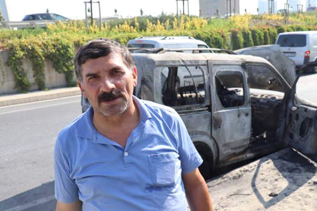 Şanssız Adamın 15 Dakika Önce Satın Aldığı Araç, Seyir Halindeyken Alev Aldı Talihsiz Adamın 15 Dakika Önce Satın Aldığı Araç, Seyir Halindeyken Alev Aldı