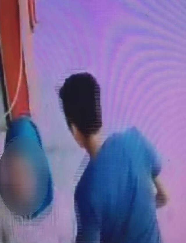 Üniversiteli Genç Kız Sokak Ortasında Taciz Edildi Esenler'de, Üniversite Öğrencisi Kız Güpegündüz Tacize Uğradı! O Anlar Kamerada
