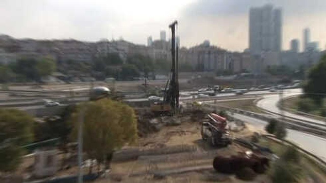 Kadıköy'de Gaz Paniği! İş Makinesi Doğalgaz Borusunu Patlattı