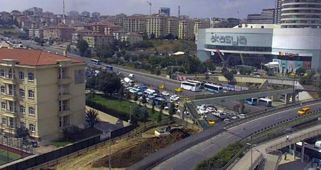 Son Dakika! Kadıköy D-100 Karayolu Üzerinde Seyir Halindeki Bir Araçta Yangın Çıktı Kadıköy D-100 Karayolu Üzerinde Seyir Halindeki Bir Araç Yandı