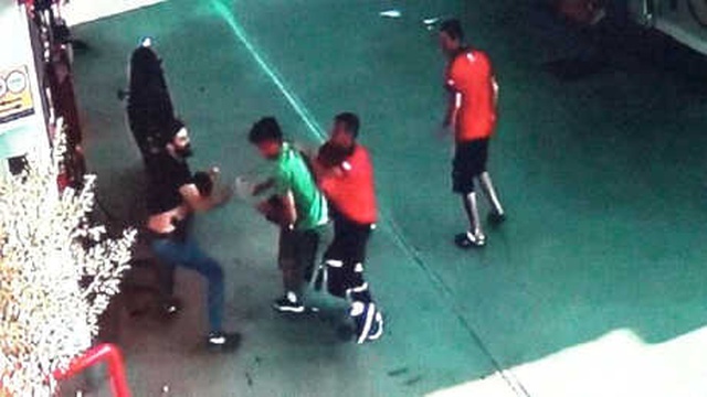 Balıkesir'de, Cezaevi Firarisi Gasp Yaparken Yakalandı, O Anlar Kamerada!