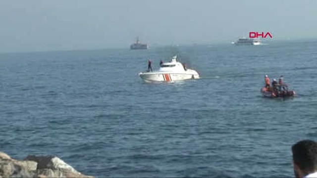 Kadıköy Moda Sahilinde Yüzmek İçin Denize Giren Genç Boğularak Can Verdi