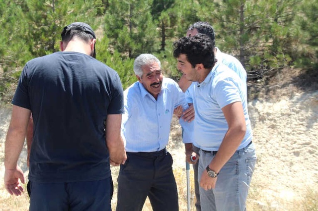 Motosiklet ile Otomobil Kafa Kafaya Çarpıştı: 1 Ölü, 8 Yaralı