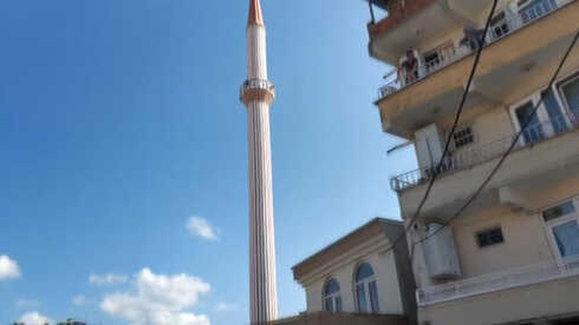 Samsun'da Pes Dedirtecek Hırsızlık, Caminin Kubbesindeki Kurşun Kaplamalar Çalındı!