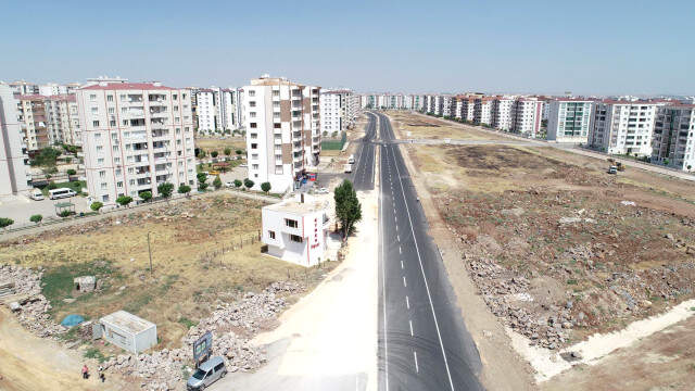 İstediği Parayı Alamayınca Evi Yolun Ortasında Kaldı! Vatandaş İnat Etti, İstediği Parayı Alamayınca Evi Yolun Ortasında Kaldı