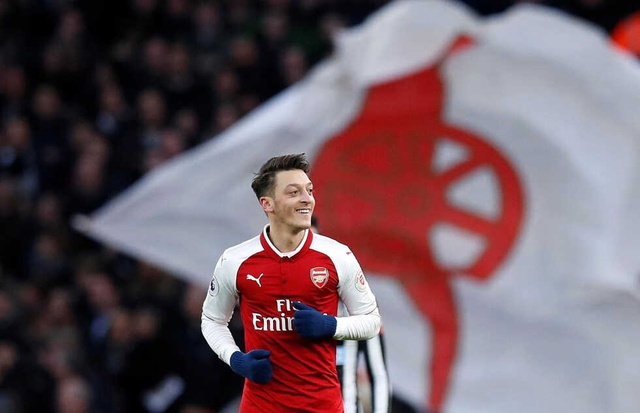 Mesut Özil: 'Alman Gibi Düşünüp Çalışan, Türk Gibi Hisseden' Yıldız