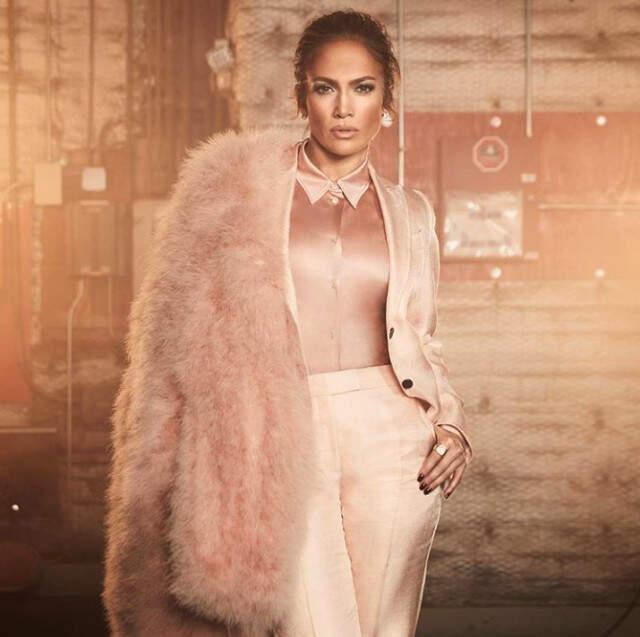 Latin Müziğinin Kraliçesi Jennifer Lopez, 49'uncu Yaş Gününde Dansıyla Göz Doldurdu