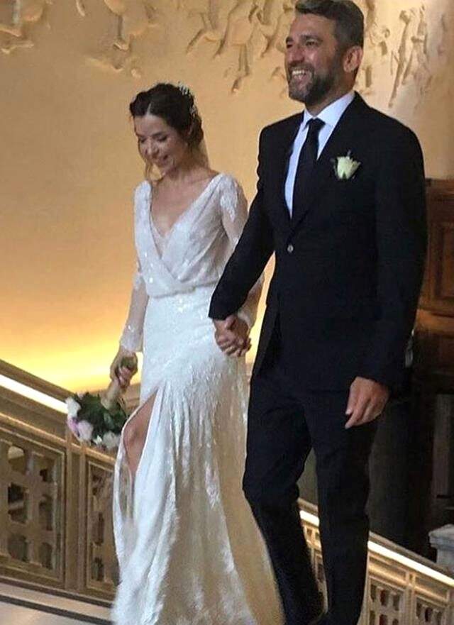 Zuhal Olcay Tek Kızı Ceren'i Evlendirdi