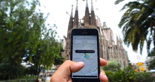 İspaya'da Taksiciler UBER'e Karşı İsyan Ettiler