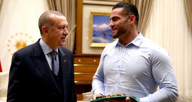 Dünya Şampiyonu Boksör Manuel Charr: Unvan Maçıma Erdoğan'ı Davet Edeceğim