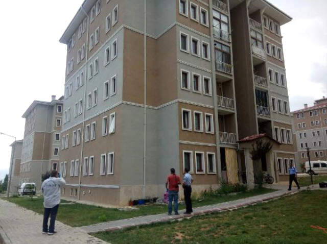 Denizli'de, Uzman Onbaşı Evinde Başından Vurulmuş Halde Bulundu