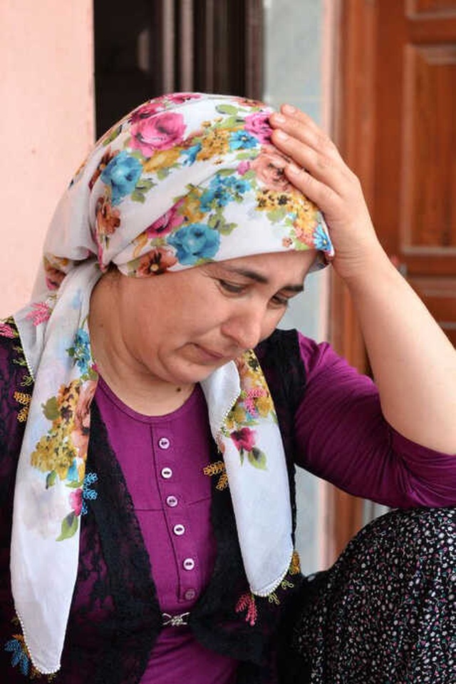 Annesi, Üç Kelimelik Not Bırakıp Sırra Kadem Basan Kızını 1 Haftadır Balkonda Bekliyor