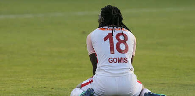 Galatasaray'da Gomis Problemi Büyüyor