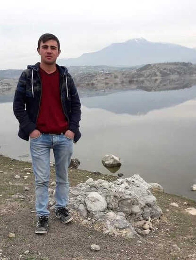 Fransa'dan Tatile Gelen Dede, Torununun Odasında Yakaladığı Genci Öldürdü