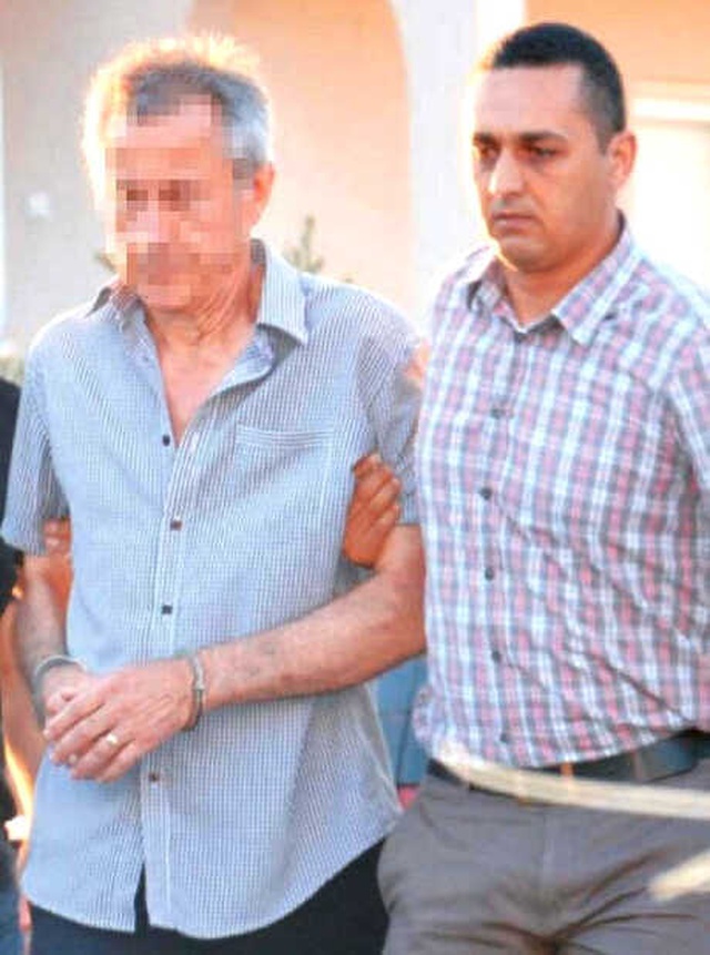 Mal Paylaşımı Nedeniyle Tartıştığı 3 Çocuğunun Annesini Av Tüfeğiyle Öldürdü