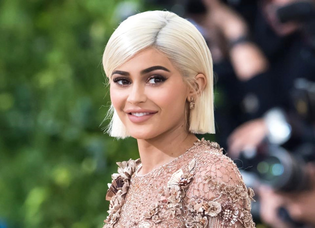 Model Kylie Jenner, Instagram'da Yaptığı Her Paylaşımdan 1 Milyon Dolar Kazanıyor