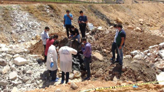 Şanlıurfa'da Kafası Koparılmış 2 Yaşında Çocuk Cesedi Bulundu