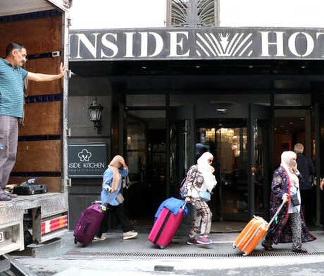 Şişli'de, Oteli İçinde Müşteri Varken Tahliye Ettiler