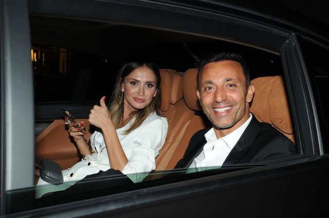 Emina Jahovic'ten Boşanan Mustafa Sandal, Arkadaşlarıyla Eğlenmeye Gitti
