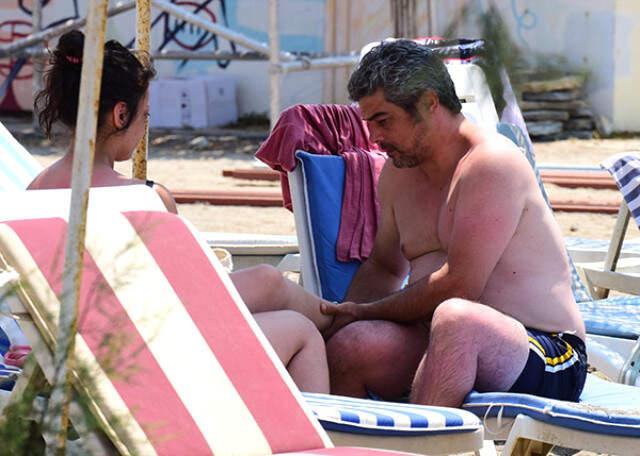 Oyuncu Murat Prosçiler, Sevgilisine Dakikalarca Ayak Masajı Yaptı