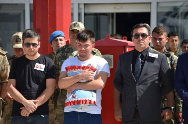 Eşi ve Çocuğunu Şehit Veren Astsubay Serkan Karakaya O Anları Anlattı Eşi ve Çocuğunu Şehit Veren Astsubay Serkan Karakaya O Anları Anlattı