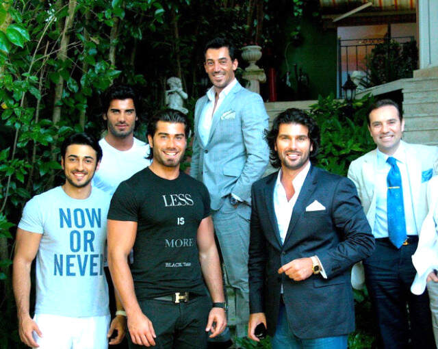 Eski Kedicik Adnan Oktar Grubunun İç Yüzünü Anlattı: Erkekler Hileyle Kızları Çekiyordu Eski Kedicik Adnan Oktar Grubunun İç Yüzünü Anlattı: Erkekler Hileyle Kızları Çekiyordu