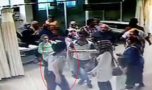 Kendilerini Uyaran Kadın Güvenlik Görevlisini Dövdüler