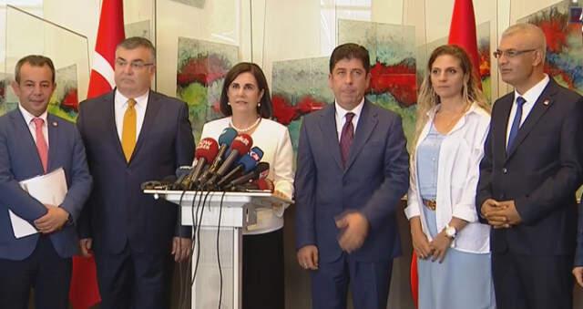 CHP'de Muhaliflerin Noter Tasdikli İmza Sayısı 630 Olarak Açıklandı