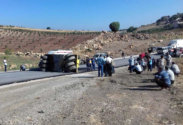 El Frenini İndirdiği İş Makinesinin Altında Kalan Çocuk Öldü