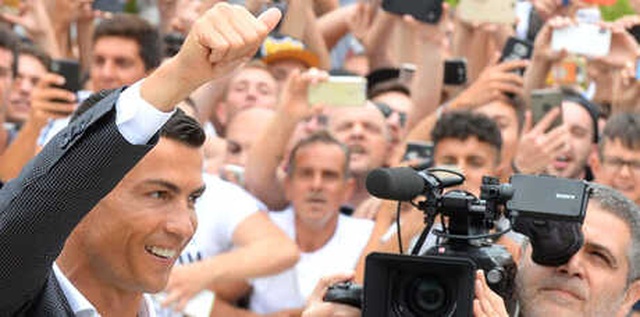 Cristiano Ronaldo, Real Madrid'i Instagram Hesabından Sildi!