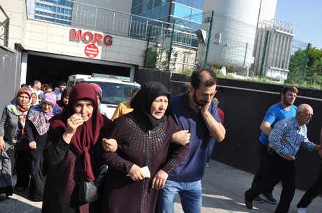 İki Çocuk Annesi, Hemşiresi Olduğu Hastanede Hayatını Kaybetti, Gözyaşları Sel Oldu!