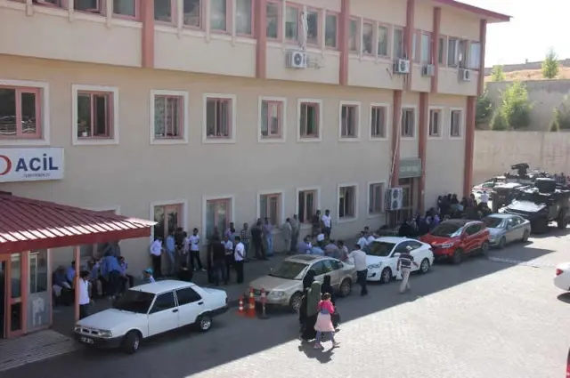 Bingöl'de PKK, Güvenlik Korucusunu Şehit Etti