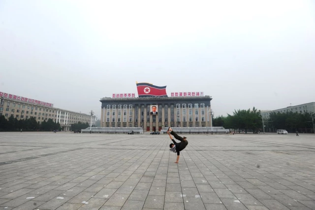 Kuzey Kore'de 'Var Olmayan' Yere Giden ABD'linin Hikayesi