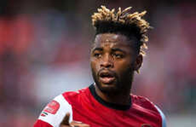 Yeni Malatyaspor Alex Song ile Anlaşmaya Yakın