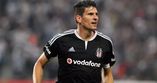  <a class='keyword-sd' href='/senol-gunes/' title='Şenol Güneş'>Şenol Güneş</a>'ten Mario Gomez Transferine Onay Çıktı
